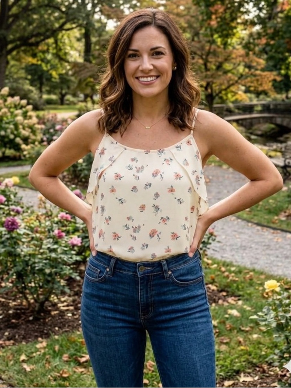 Francesca’s Jun & Ivy sleeveless ruffle floral top